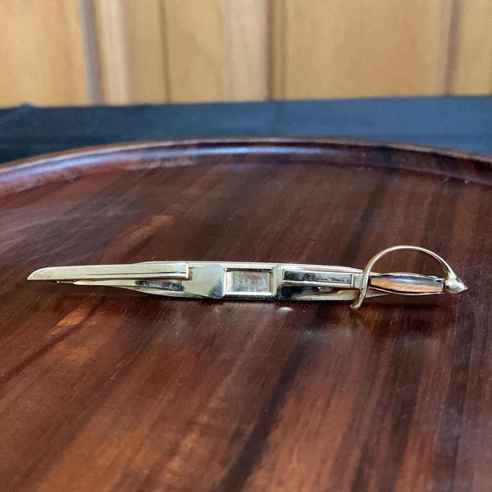 Swank gold tone sword tie clip